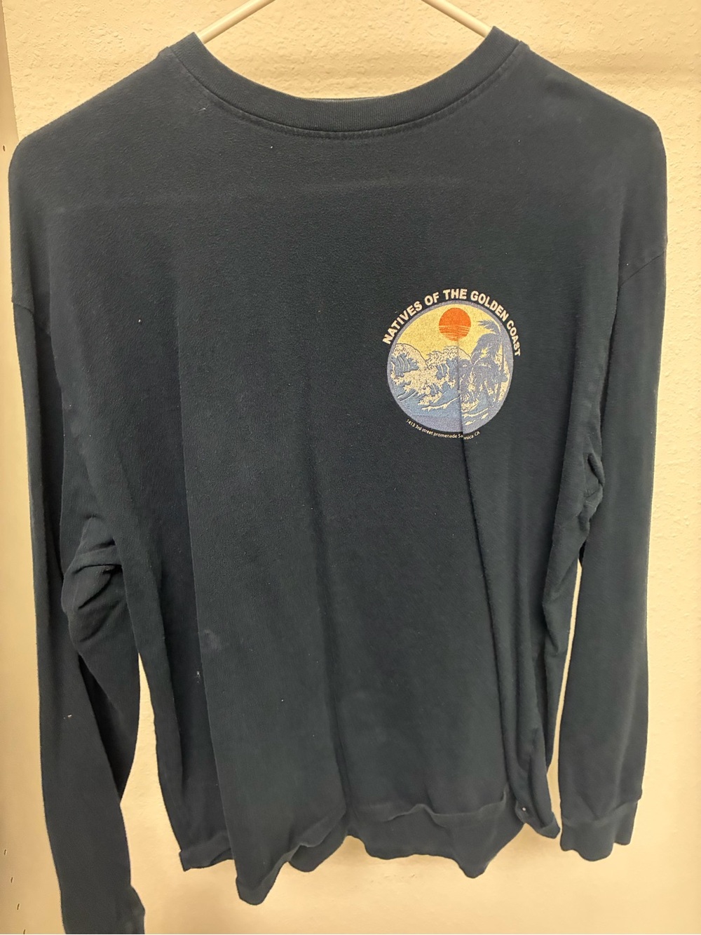 Brandy MelvilleNatives of the Golden Coast Graphic Crewneck - Navy